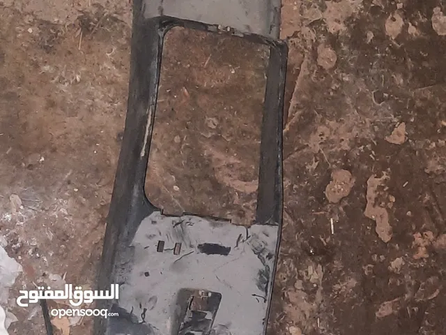 بوز للبيع..