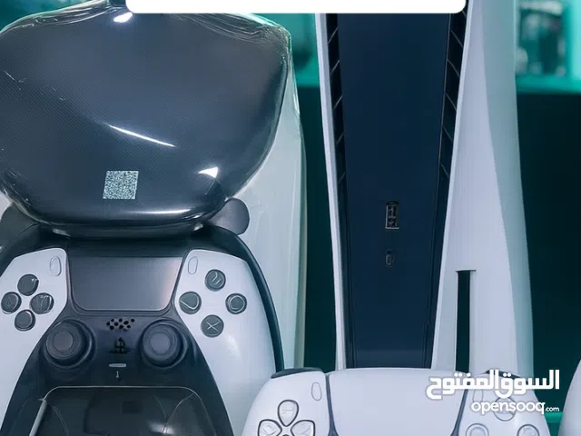 بلاستيشن 5 مع يد اظافيه احترافيه