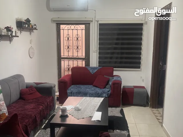 شقة 100 متر طابق اول للبيع