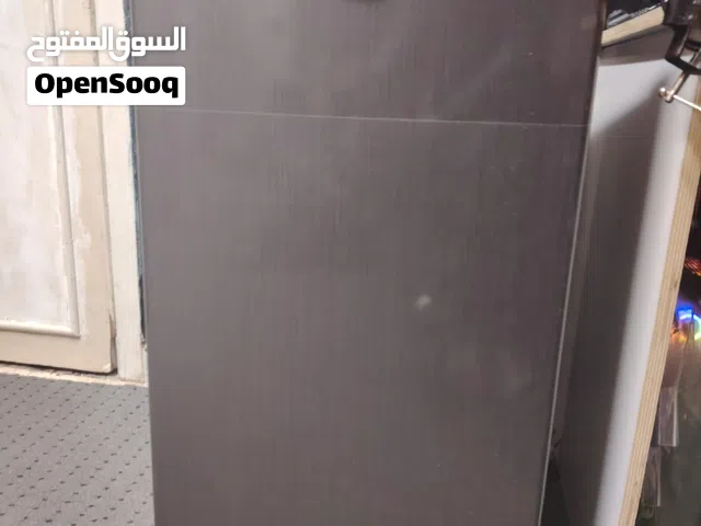 ثلاجة مكتب