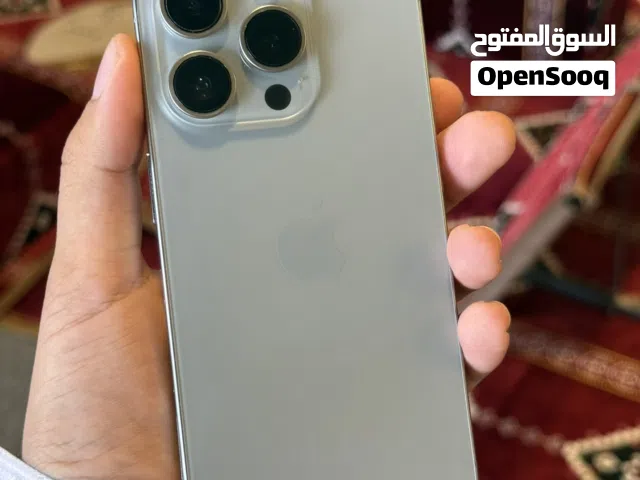 آيفون 15 برو شبه جديد بطاريه 98