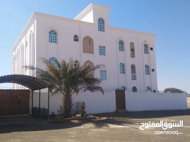 110 m2 3 Bedrooms Apartments for Rent in Buraimi Al Buraimi