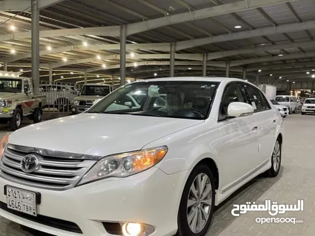 Toyota Avalon S in Jeddah