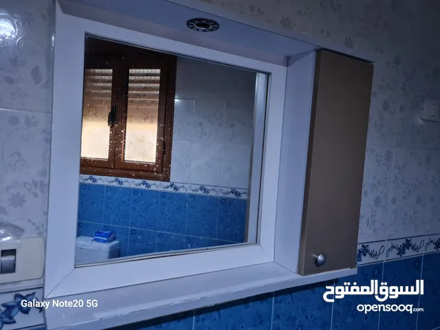 مراية حمام