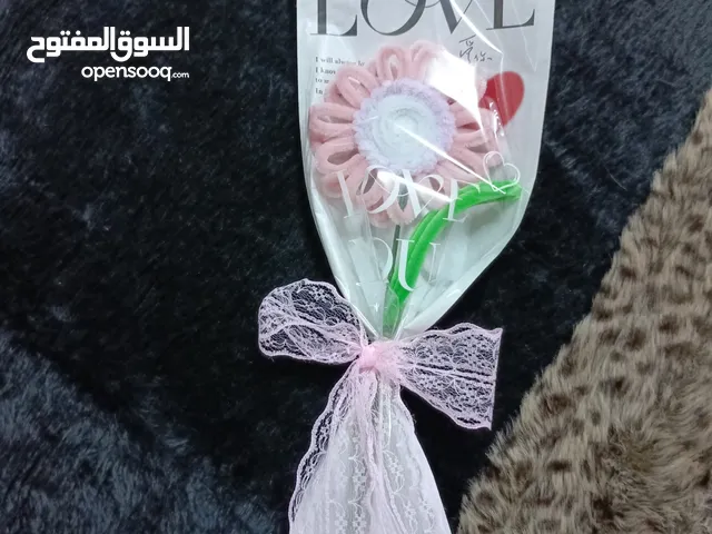 ورد صناعي .....