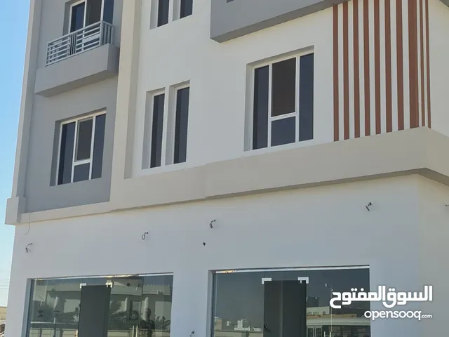 محل للايجار مقابل جامع الغبيراء بولاية قريات