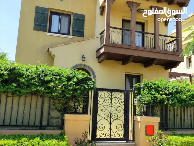 348 m2 5 Bedrooms Villa for Sale in Cairo Fifth Settlement