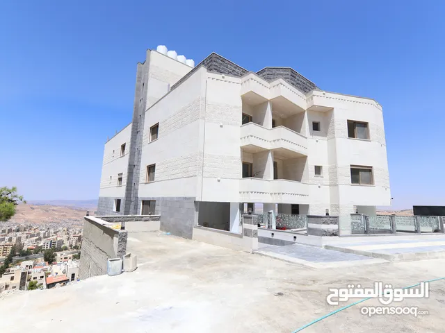 240 m2 4 Bedrooms Apartments for Sale in Amman Al Kamaliya