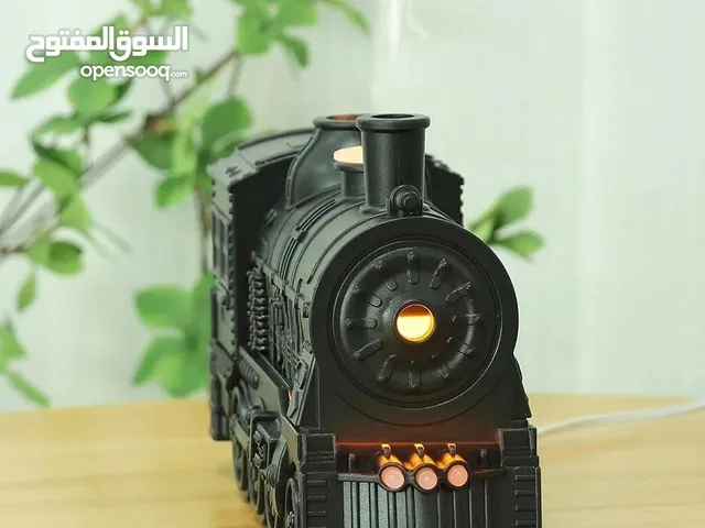 قطار البخارالصغير ،تحفه فنيه تنفث رائحة وعطر