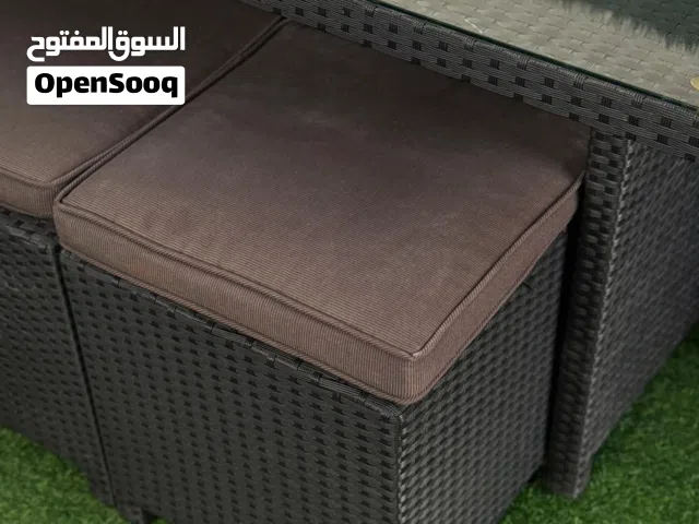 طاولة حديقة أنيقة