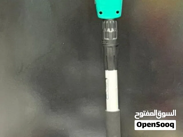 منشار قص الاشجار طول 10 انش بعصى طولها 1.35 متر تعمل بالكهرباء