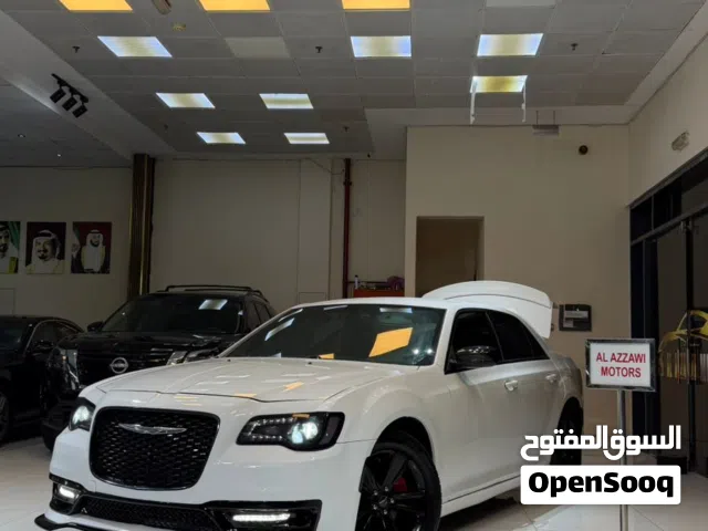 2019 كرايسلر 300 300S V6