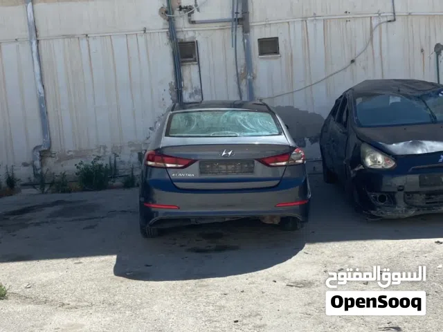 2017 Hyundai Elantra Standard
