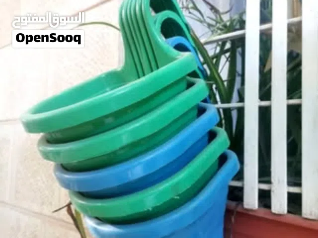 Brand new hanging plant pots