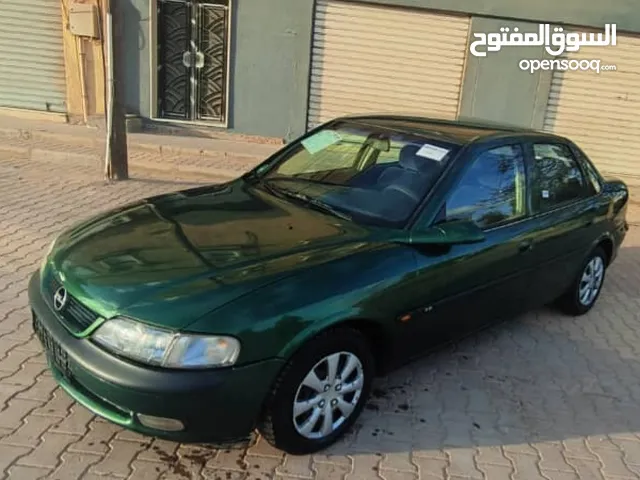 Opel Vectra  in Benghazi