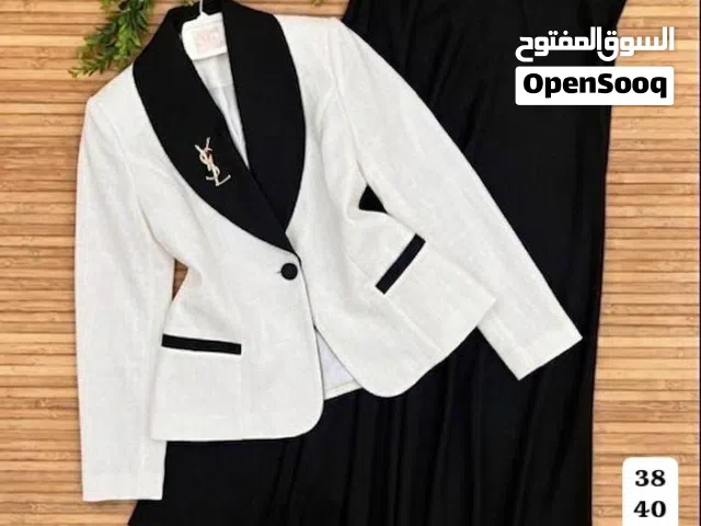 قاط كامل  ستره وتنوره