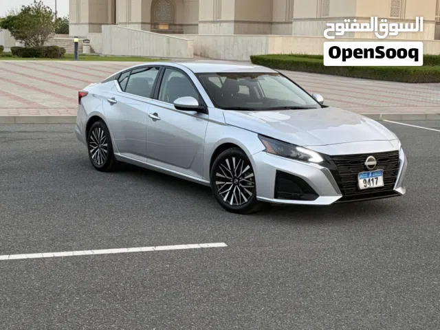 2023 نيسان التيما SV