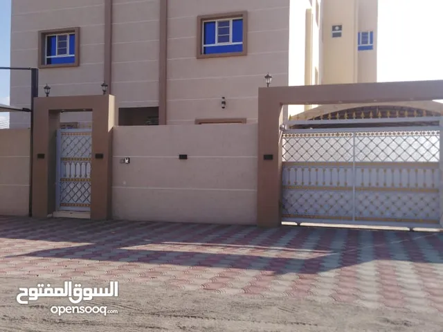 385 m2 More than 6 bedrooms Townhouse for Sale in Al Dakhiliya Sumail