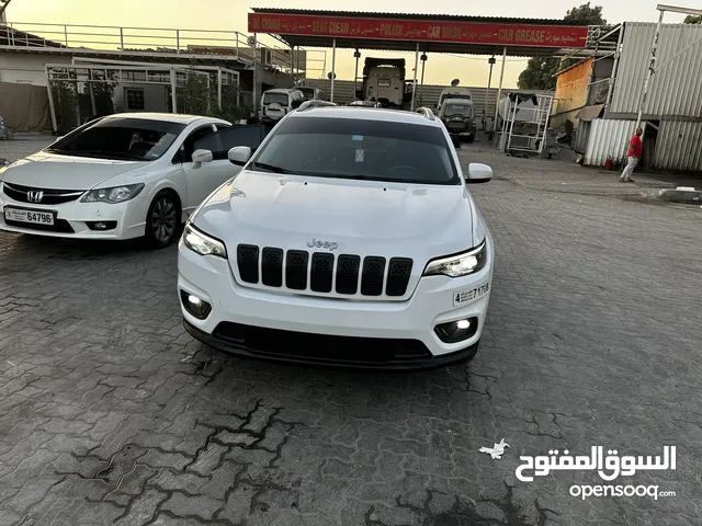 Used Jeep Cherokee in Sharjah