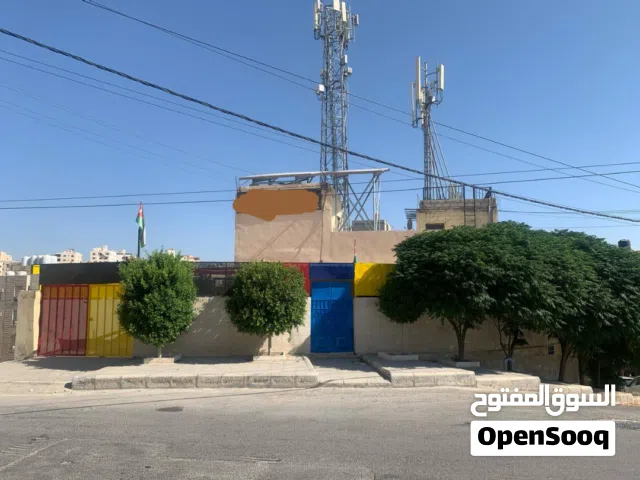 شقة طابق ارضي خلف شارع الوينك ،قرب شركة امنية (بعيد عن شارع الوينك 100متر ) قوشان مستقل ومدخل مستقل