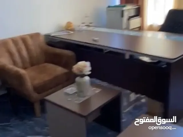 مكتب للايجار 2200