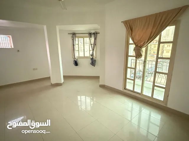 2 Bedroom Flat for rent W/O EWA