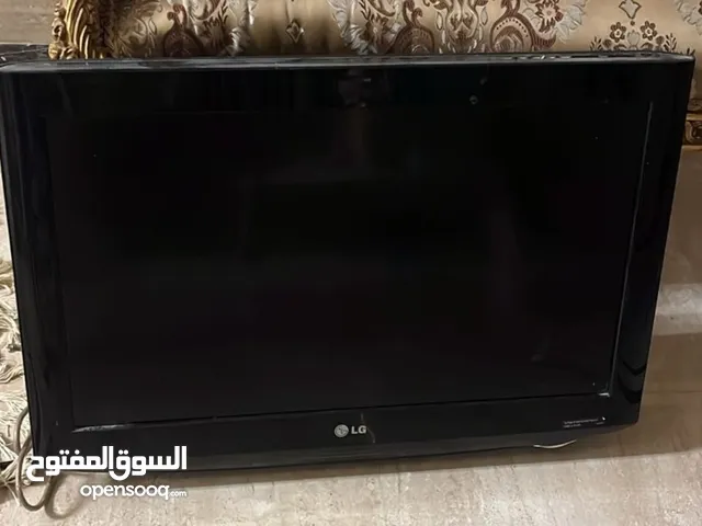 شاشة ال جى 26 بوصة بالقاعدة بحالة ممتازة