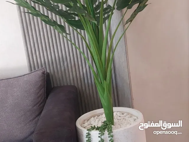 شجر زينة وورد صناعي