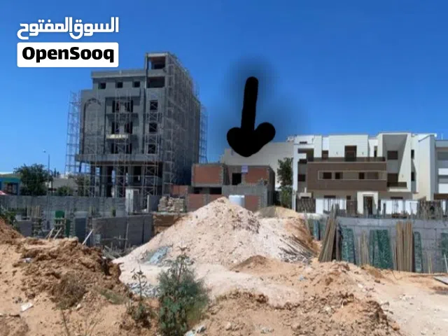 عقار في طريق المشتل، السبعة. 15 متر من الطريق الرئيسي.