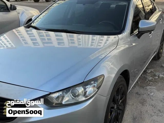 2017 مازدا 6 Standard