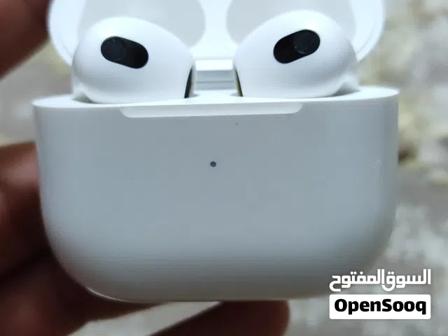 سماعات اير بود ابل الاصلي صناعة ڤتنام الجيل الثالث و الجيل الاول