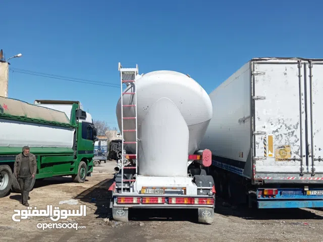 راس ترية مع صهريج سمنت