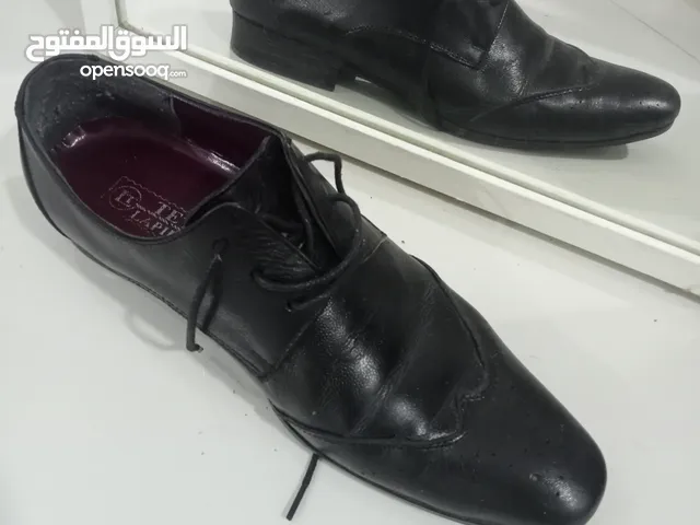 43 Casual Shoes in Mecca