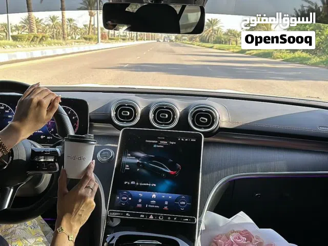 توصيل نساء خاص من المعبيلة بسيارة نيسان 2017 خصوصي الى جميع مناطق مسقط اضغطي لمعرفة التفاصيل اكثر