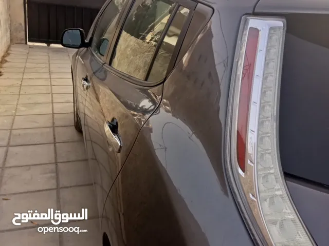 Nissan leaf 2016
