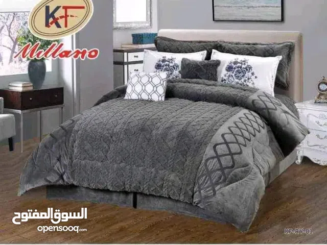 طقم لحاف عرايسي 12 قطعه مخملي ثقيل شتوي منفوخ مطرز