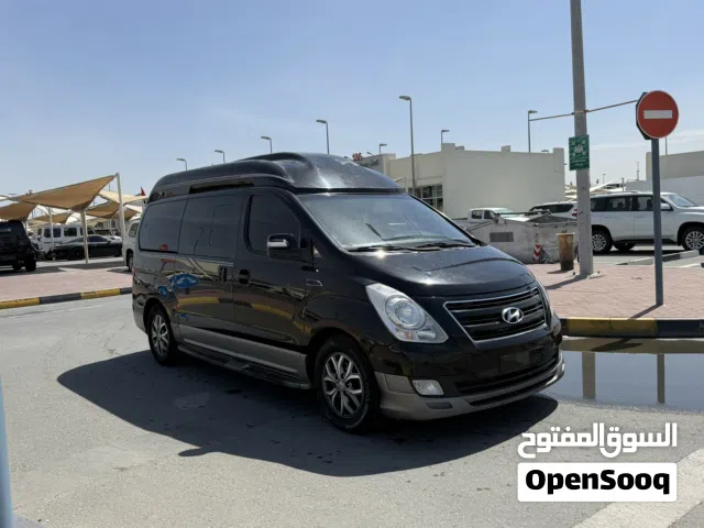 2017 هيونداي H1 Standard