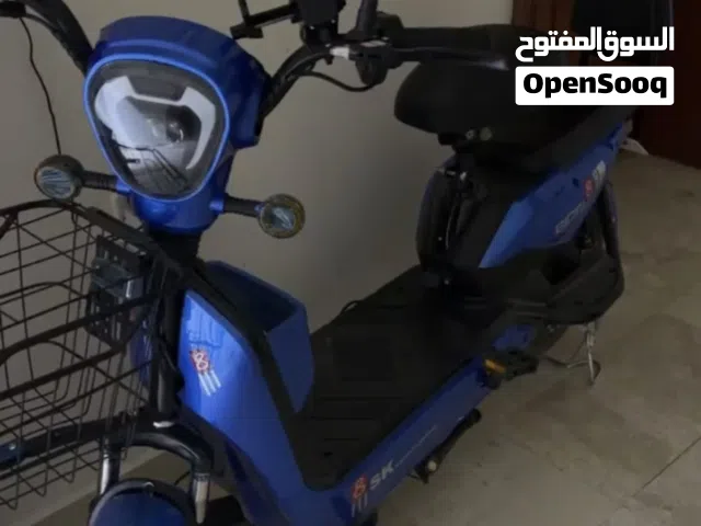 سكوتر كهربائي شبه جديد