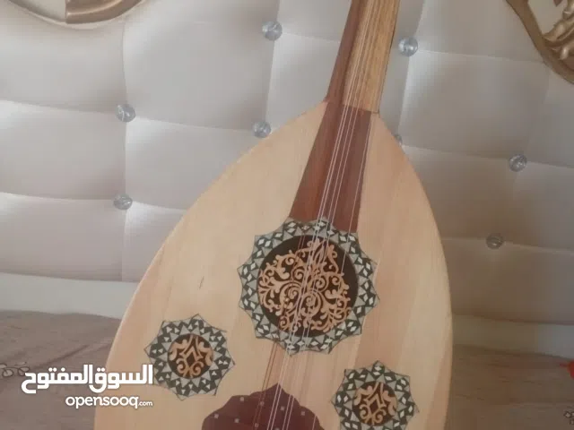 عود مصري صناعه ممتازه (جديد) غير مستخدم