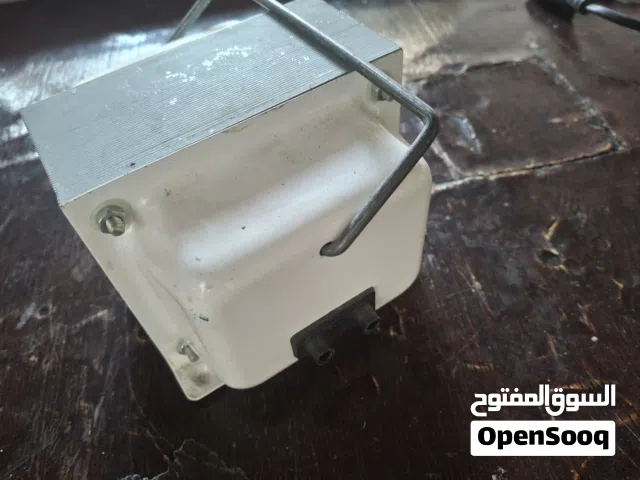 للبيع محوّل كهرباء (Autotransformer) من شركة PHONOVOX – صناعة إسبانية