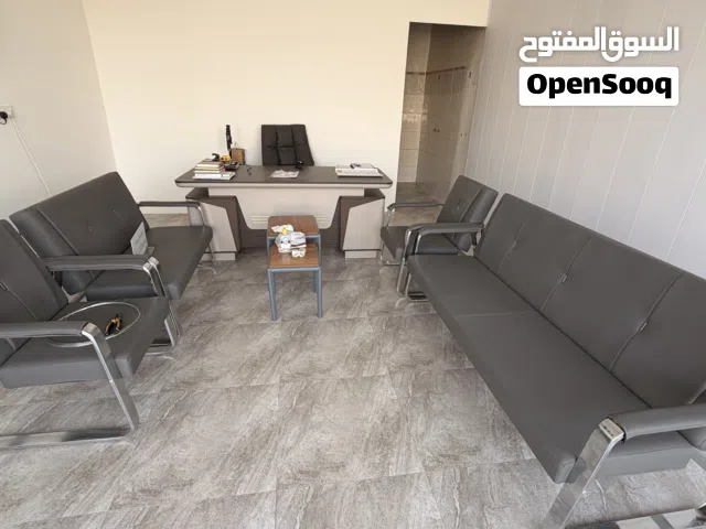 اثاث مكتبي جديد 5x4