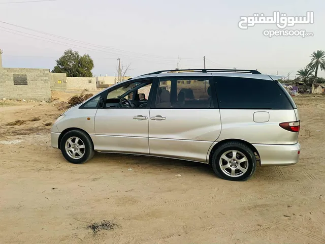 Used Toyota Previa in Zelten