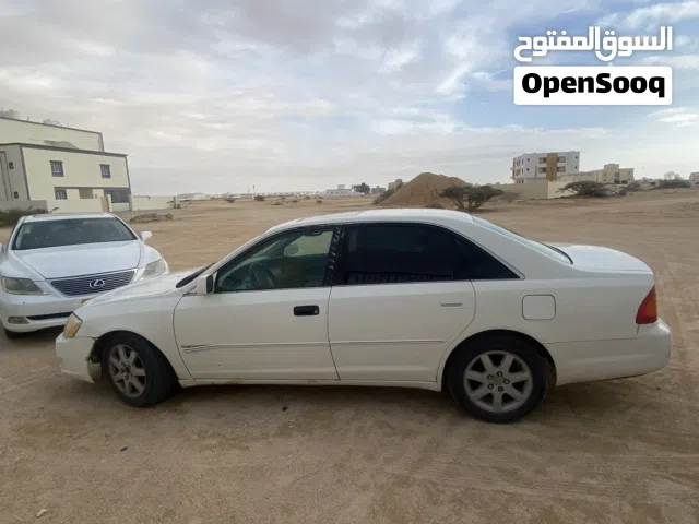 2001 تويوتا افالون Limited