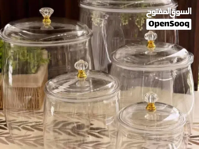 لرغبه الزبائن  وفرنا لكم  هذا المنتج عبارة عن طقم برطمانات متعددة الاستخدامات مكون من 5 قطع