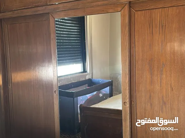 غرفة نوم ( بدون فرشه )