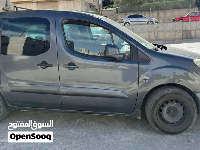 2016 ستيروين بيرلينجو