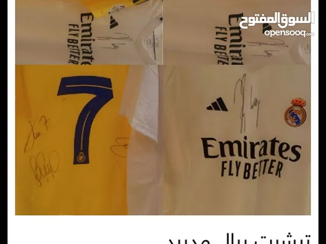 قميص ريال مدريد موقع من الحكومة بنزيما