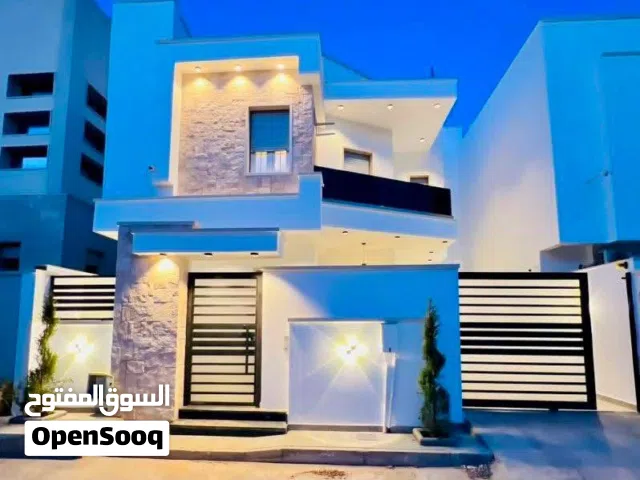 فيلا للبيع في السراج