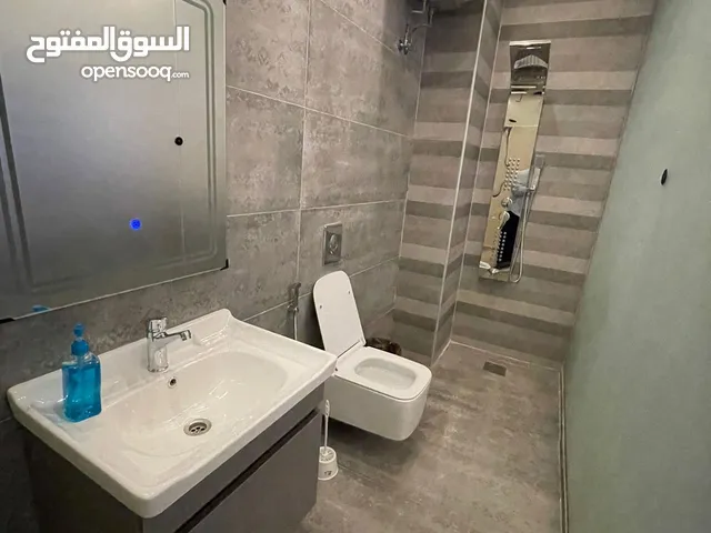 مطلوب عاملة نظافة للعمل اليومي فوراً