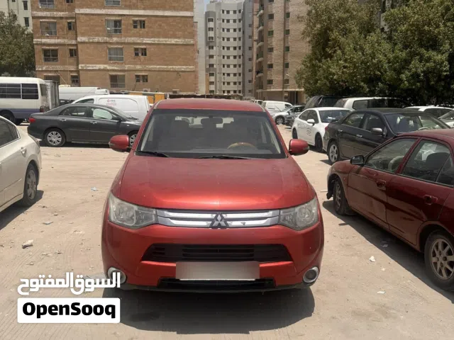 2015 ميتسوبيشي اوتلاندر GLX
